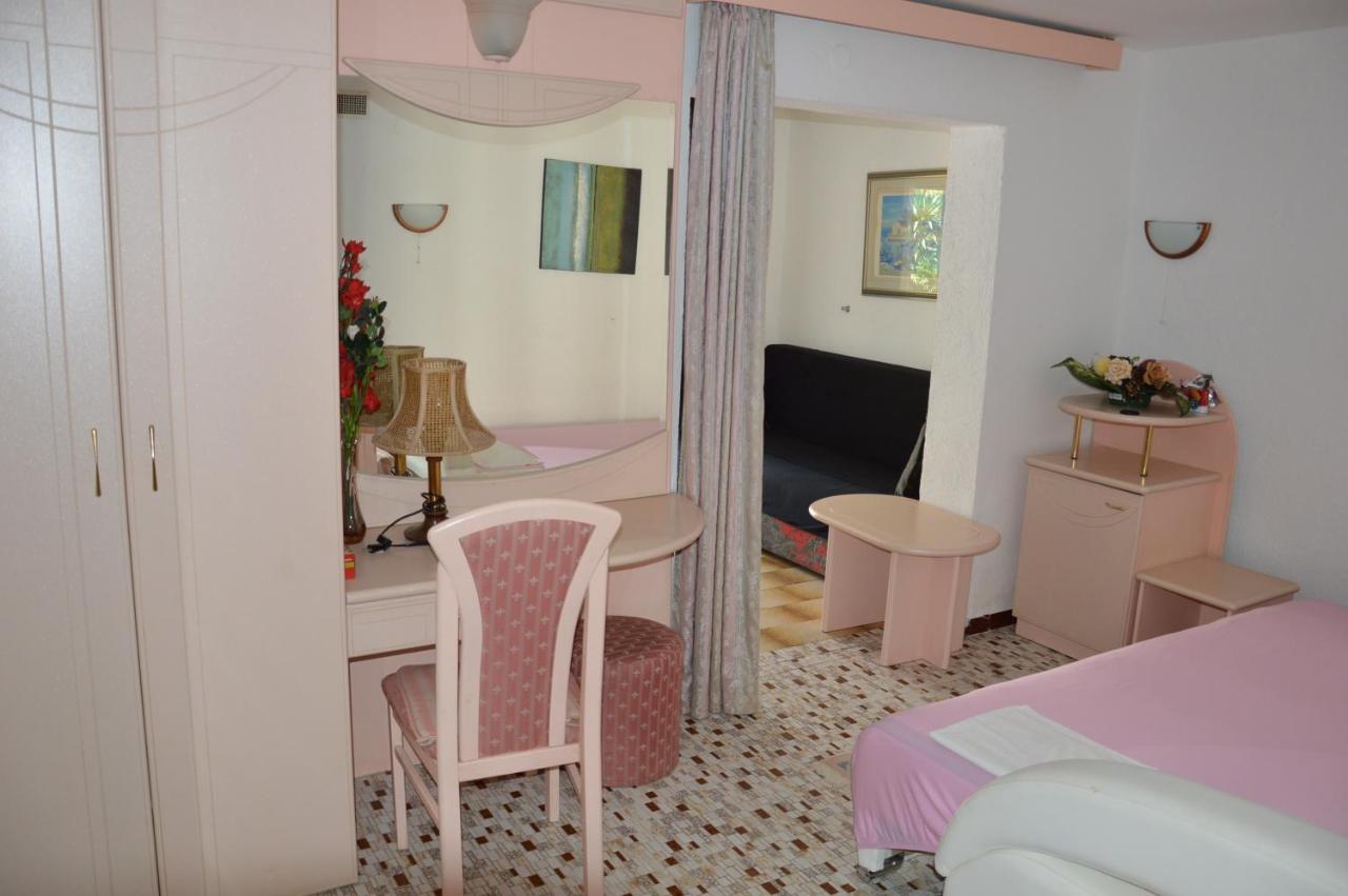 Apartments Zita Poreč Buitenkant foto